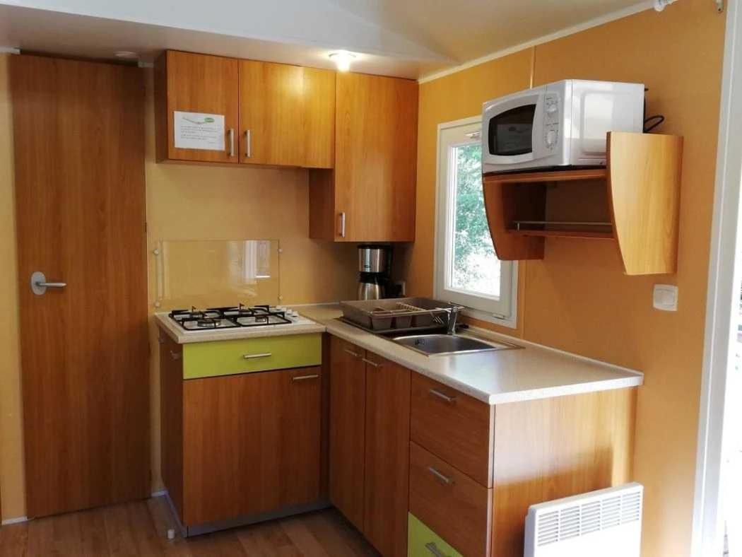 Camping - Piscine - Ccbaieb Montjoie-en-Couserans 외부 사진