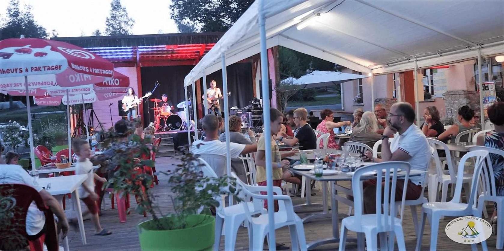 Camping - Piscine - Ccbaieb Montjoie-en-Couserans 외부 사진