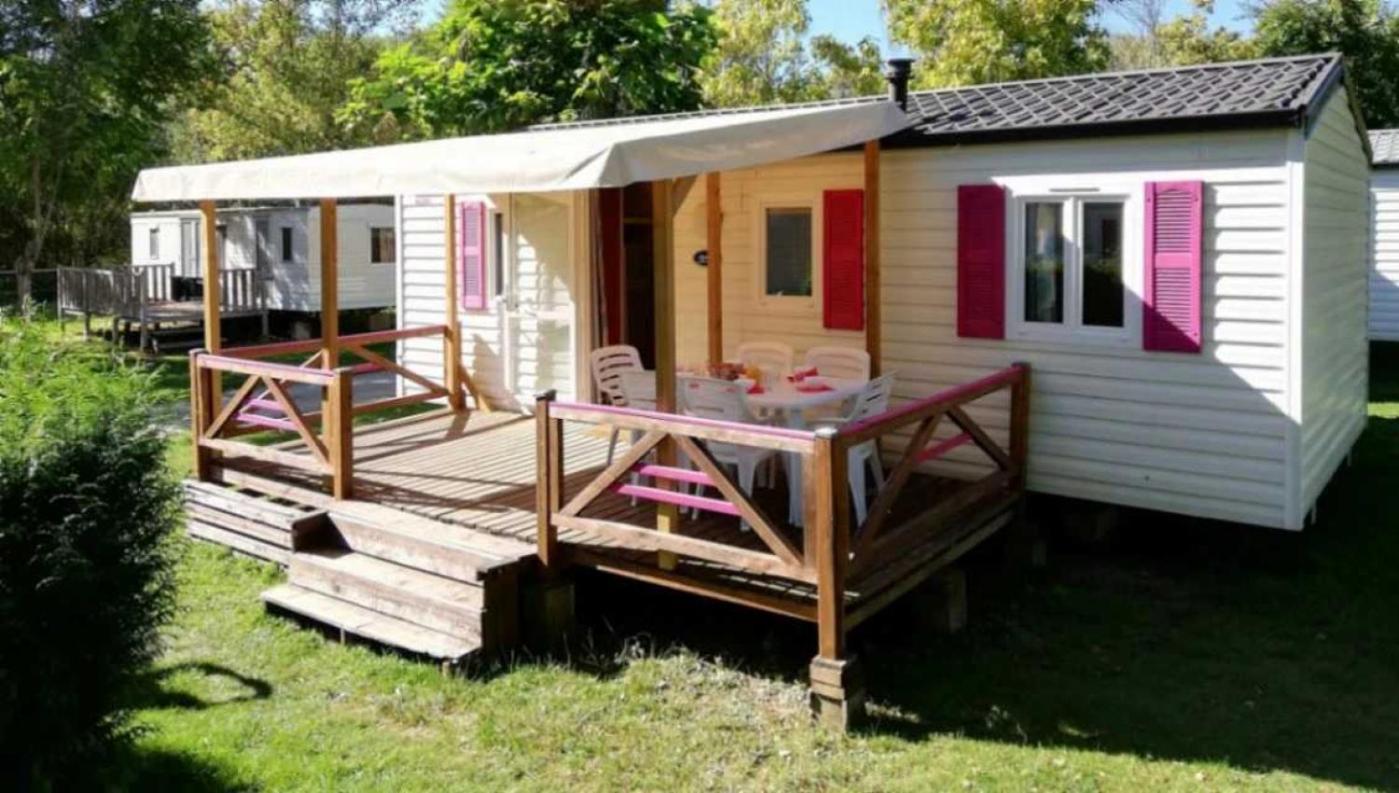 Camping - Piscine - Ccbaieb Montjoie-en-Couserans 외부 사진