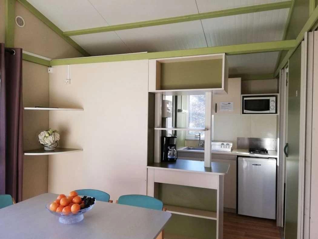 Camping - Piscine - Ccbaieb Montjoie-en-Couserans 외부 사진