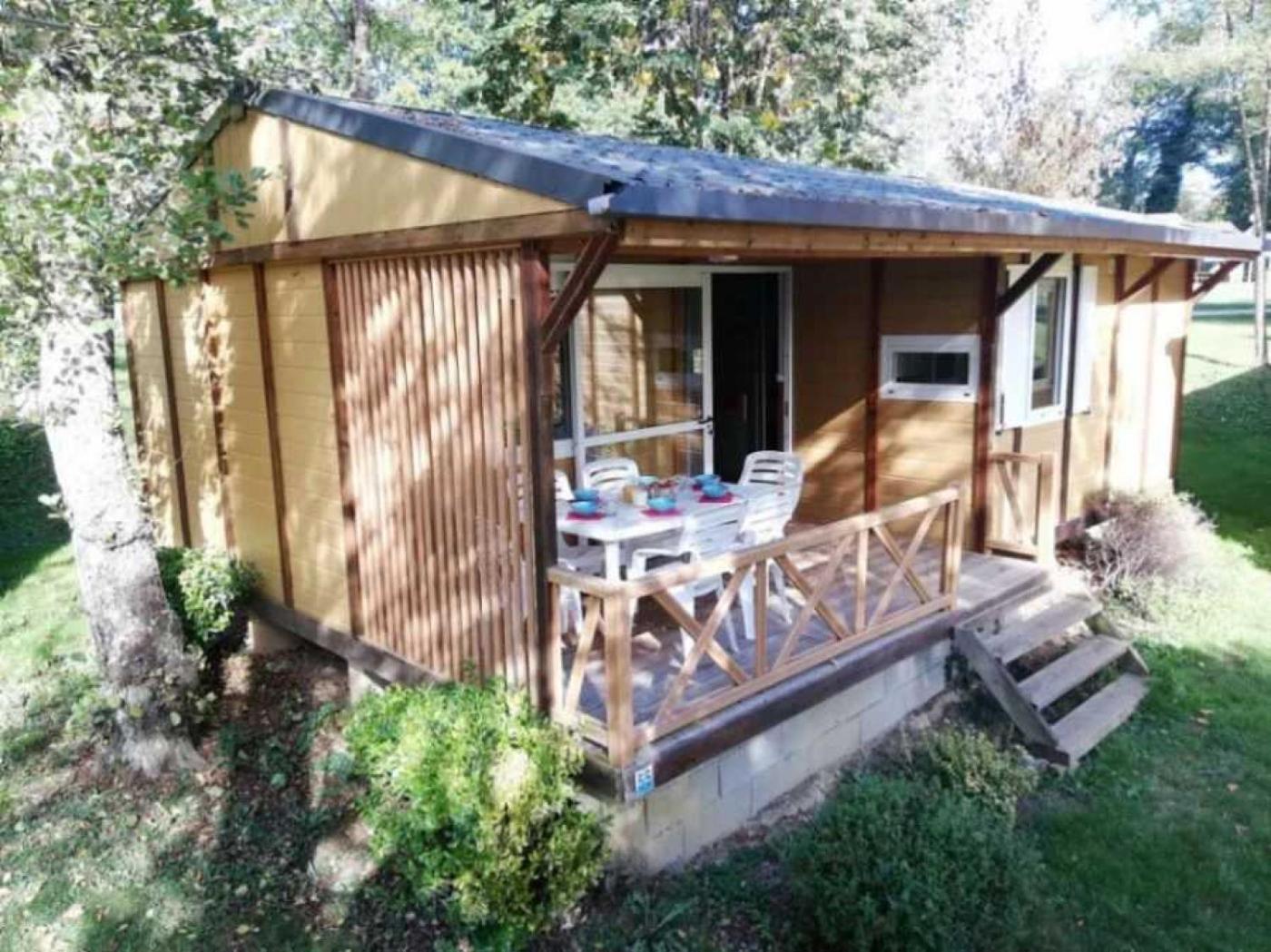 Camping - Piscine - Ccbaieb Montjoie-en-Couserans 외부 사진